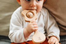 Load image into Gallery viewer, Pēpi Kiss - natural teething rattle

